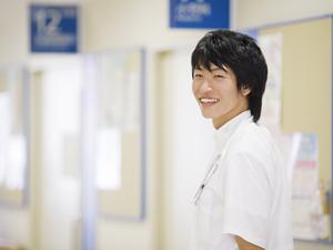 自然が多く、人の活気溢れる八幡西区での歯科矯正